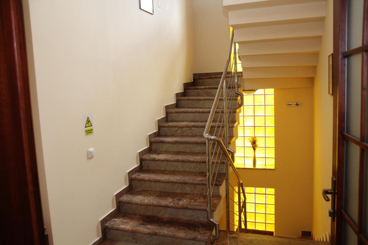 Vila Ursu Din Sovata Bai Ngoại thất bức ảnh